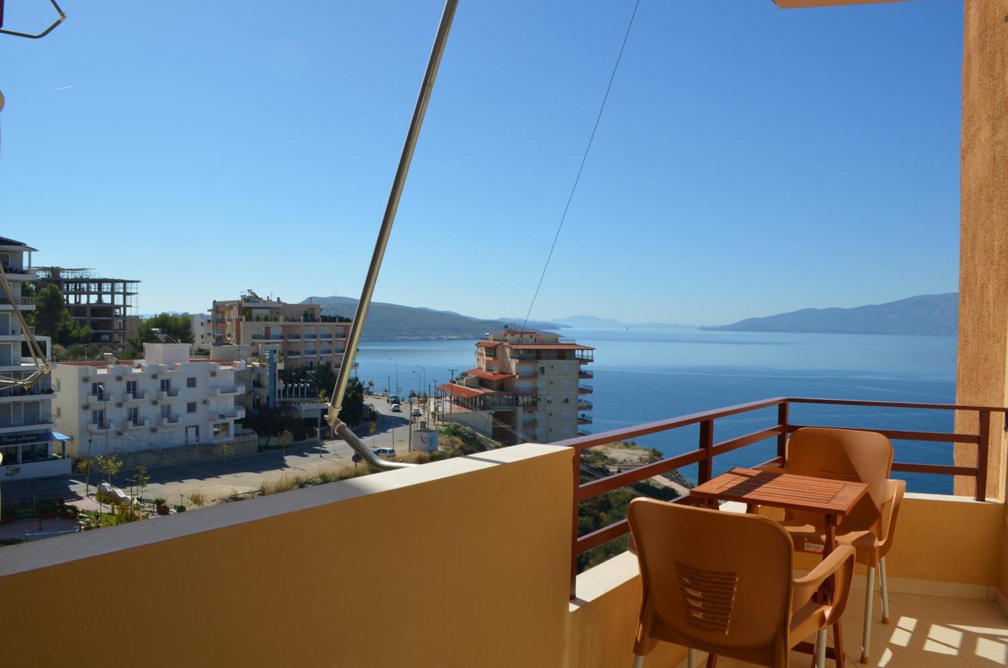 Appartement Sunset Penthouse à Saranda Extérieur photo