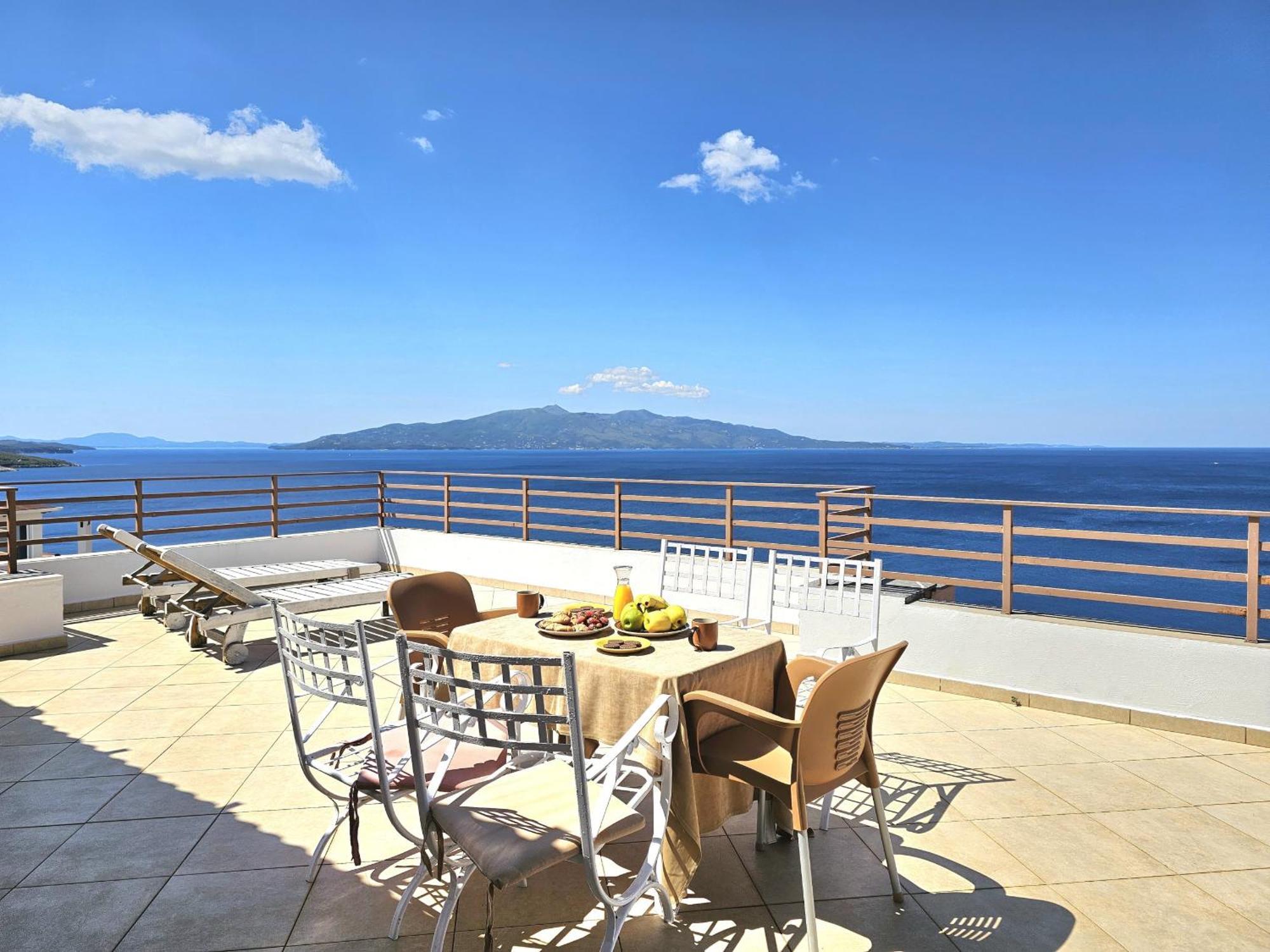 Appartement Sunset Penthouse à Saranda Extérieur photo
