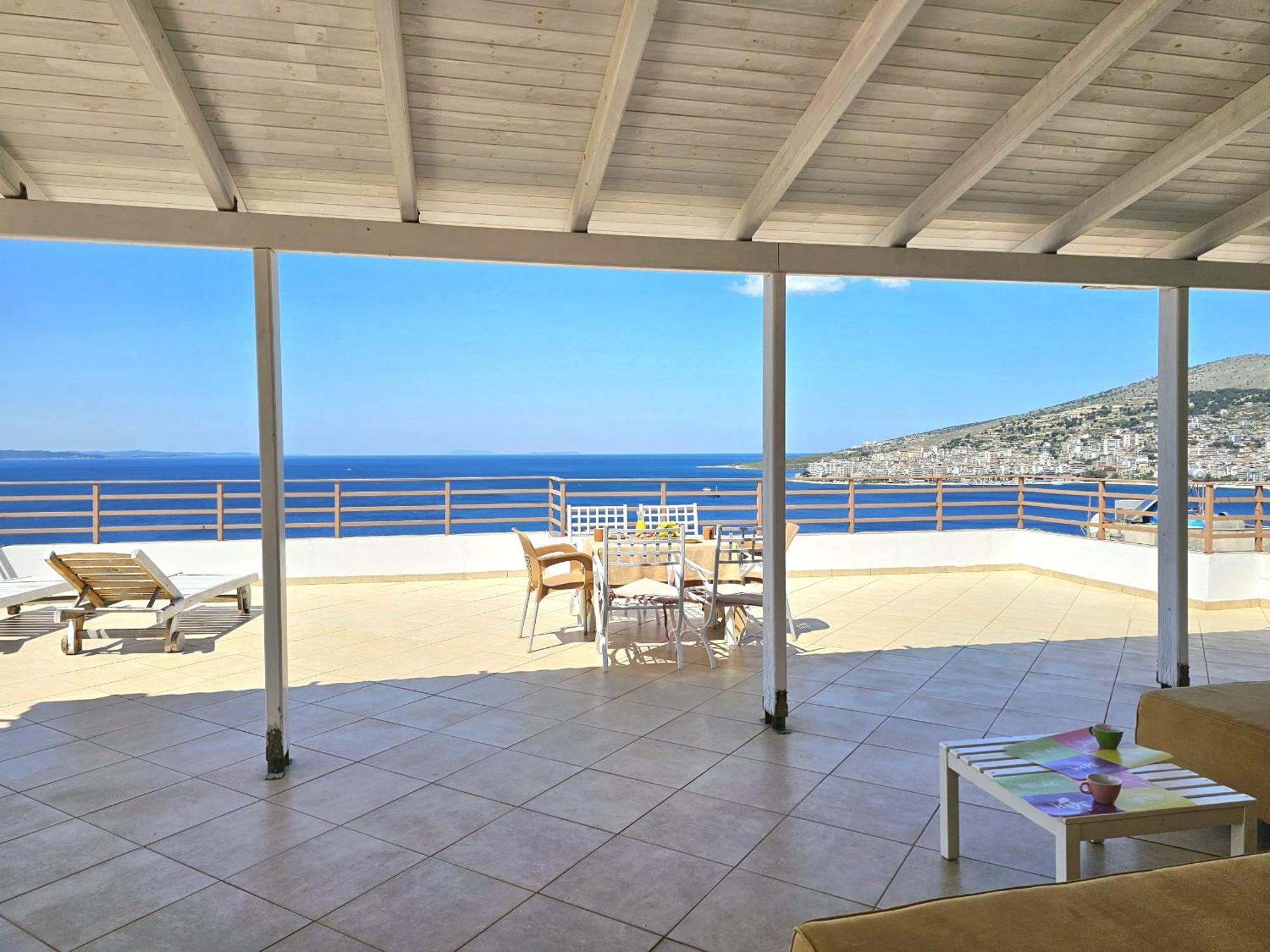 Appartement Sunset Penthouse à Saranda Extérieur photo