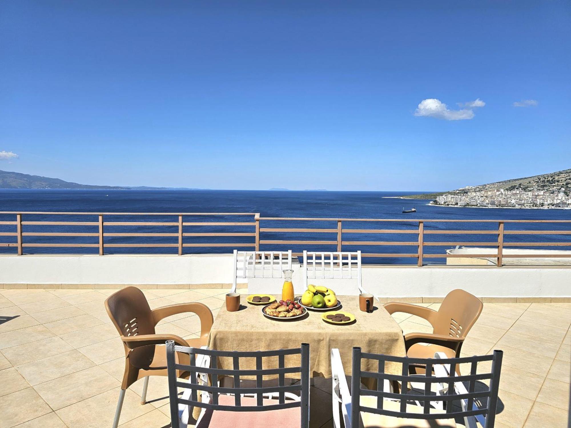 Appartement Sunset Penthouse à Saranda Extérieur photo